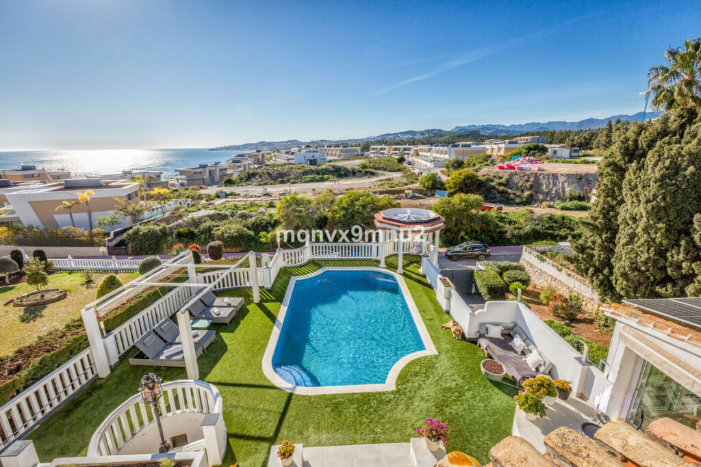 Detached Villa El Chaparral Málaga - image 33