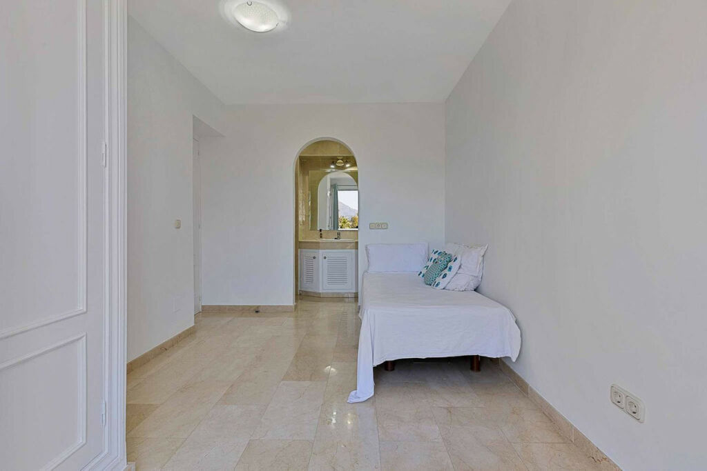 Townhouse Estepona Málaga - image 30
