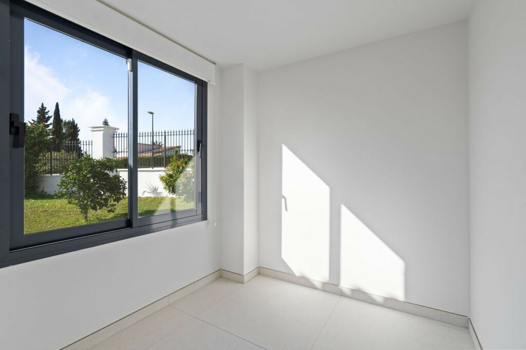Detached Villa Elviria Málaga - image 29