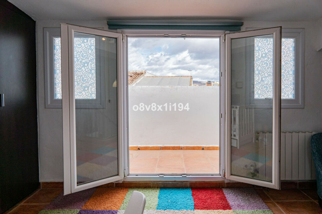Detached Villa Pizarra Málaga - image 31