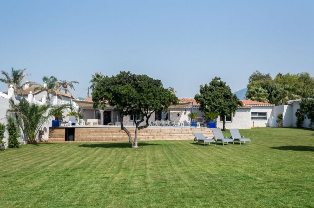Detached Villa San Pedro de Alcántara Málaga - image 31