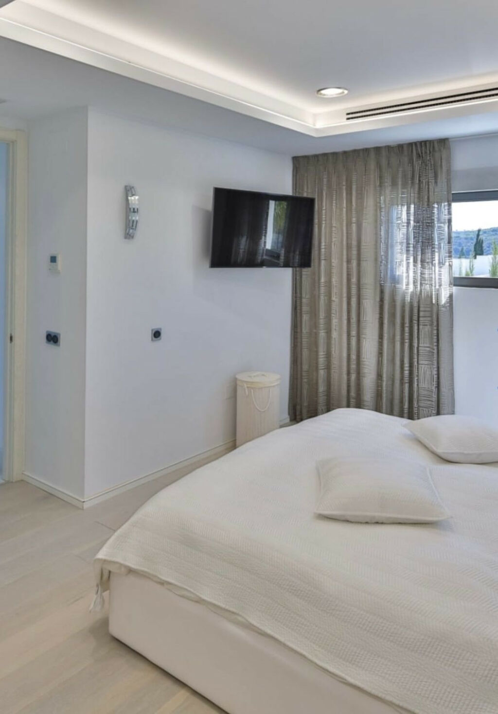 Detached Villa Sotogrande Cádiz - image 31