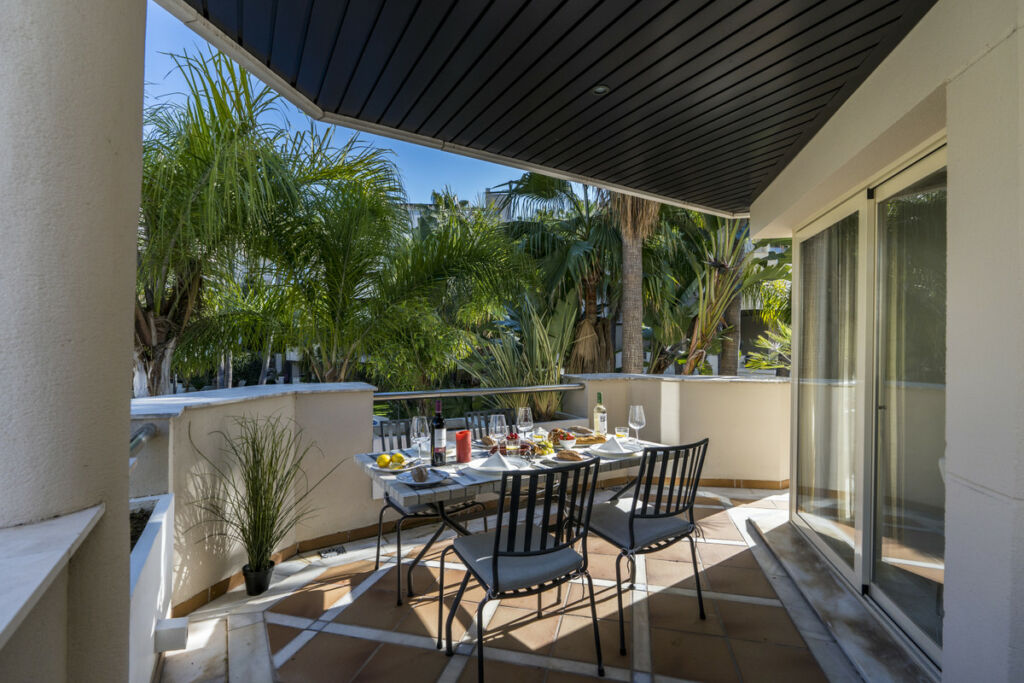 Middle Floor Apartment Nueva Andalucía Málaga - image 31