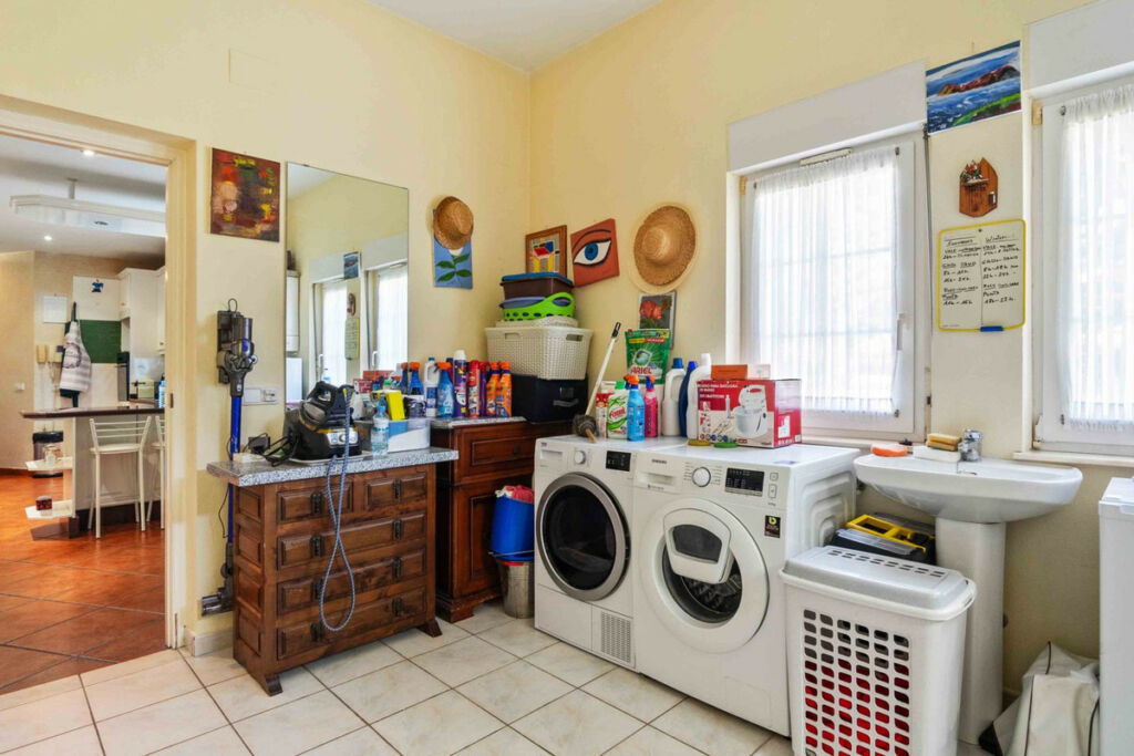 Detached Villa Cabo Roig Alicante - image 31