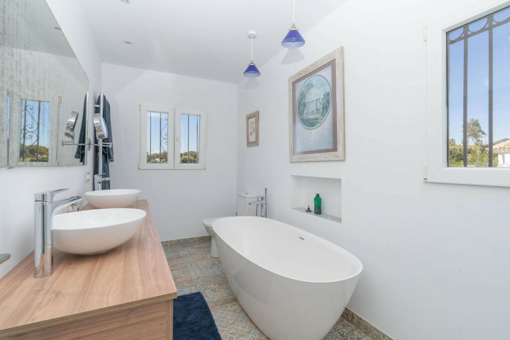 Detached Villa San Pedro de Alcántara Málaga - image 31