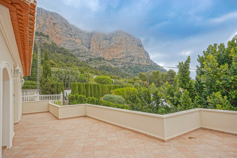 Detached Villa Javea Alicante - image 31
