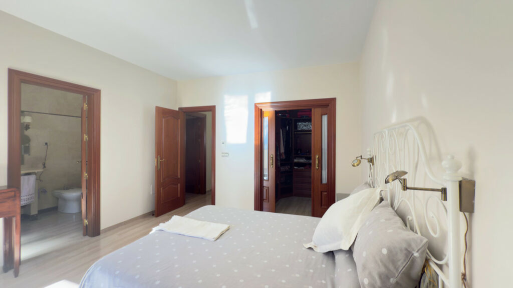 Detached Villa Antequera Málaga - image 32