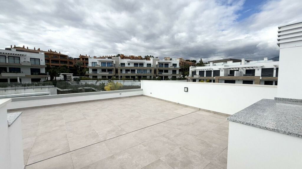 Penthouse Estepona Málaga - image 32