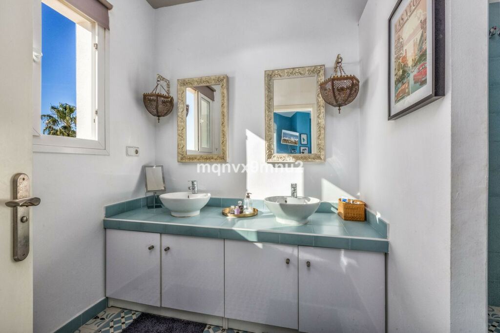 Detached Villa El Chaparral Málaga - image 35
