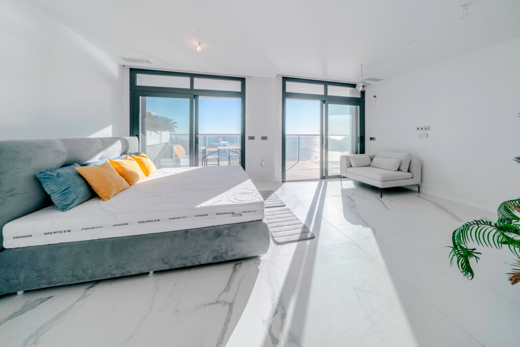 Middle Floor Apartment Benidorm Alicante - image 33