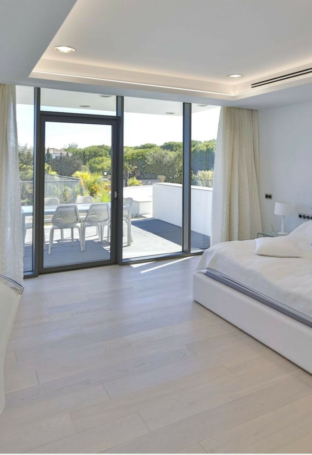 Detached Villa Sotogrande Cádiz - image 33