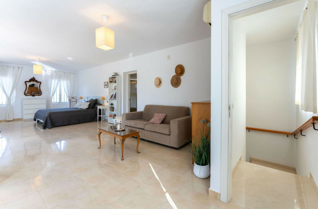 Detached Villa Alhaurín el Grande Málaga - image 33