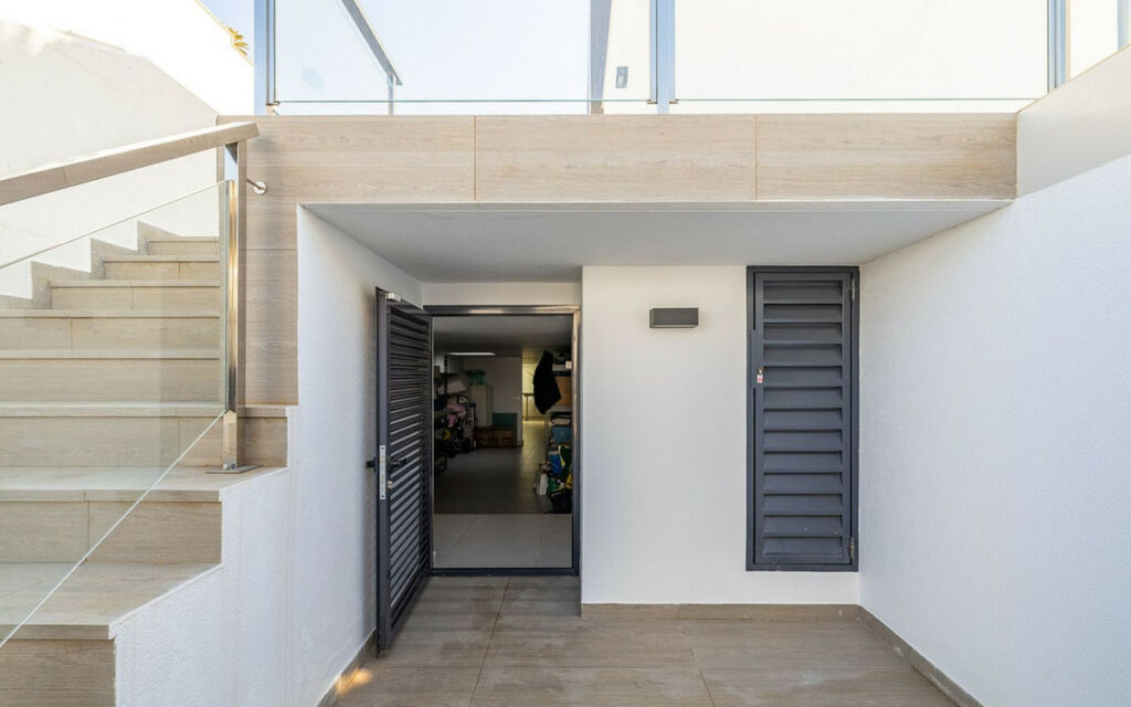 Detached Villa Campoamor Alicante - image 33