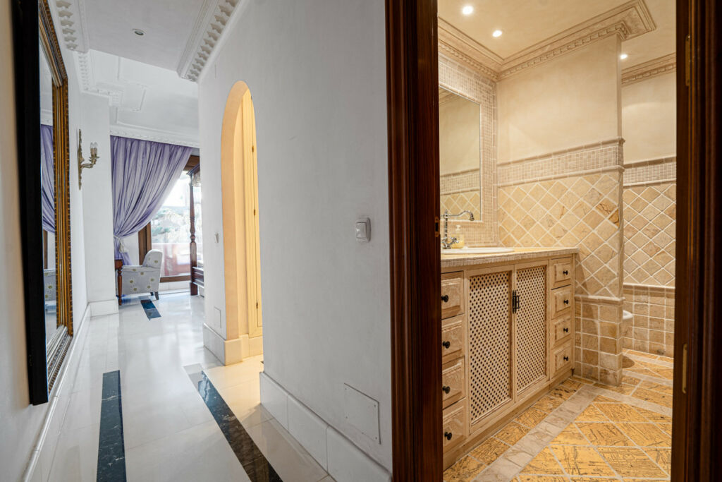 Penthouse Duplex Guadalmina Baja Málaga - image 34