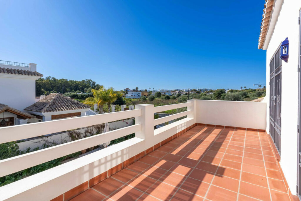 Detached Villa San Pedro de Alcántara Málaga - image 34
