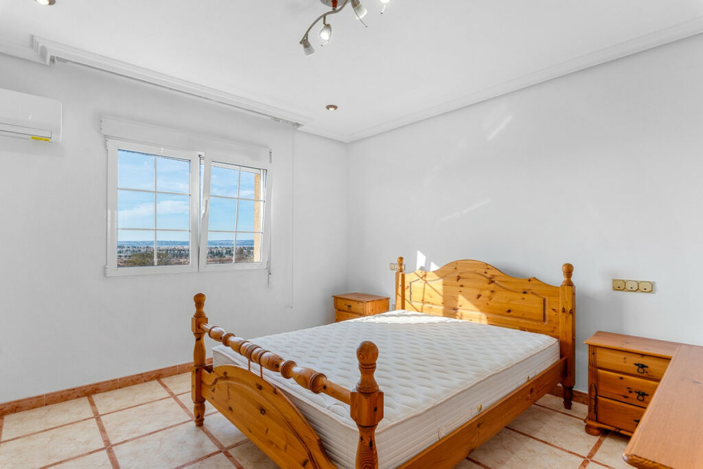 Townhouse Torrevieja Alicante - image 33