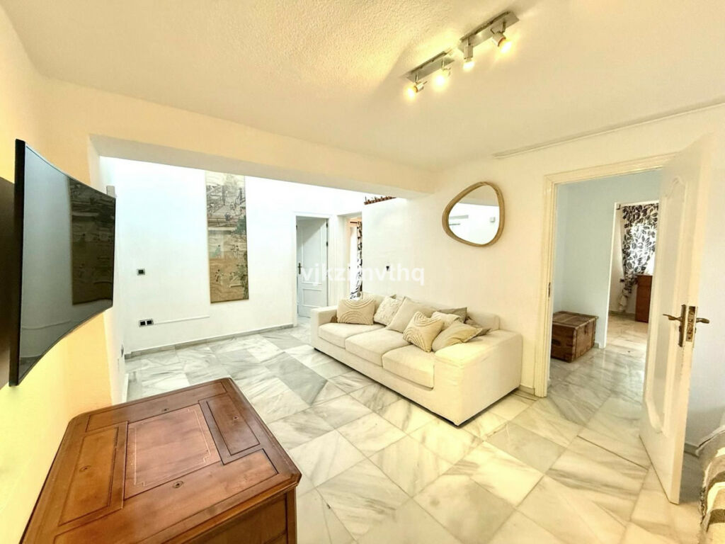 Detached Villa Benalmadena Pueblo Málaga - image 34