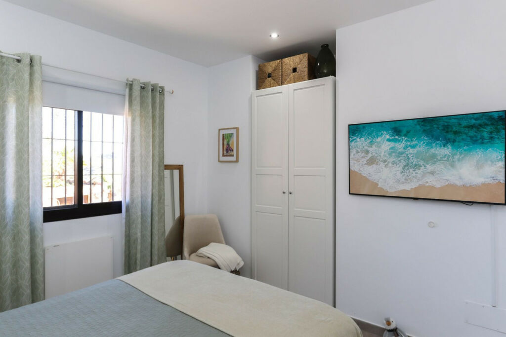 Detached Villa Monda Málaga - image 34