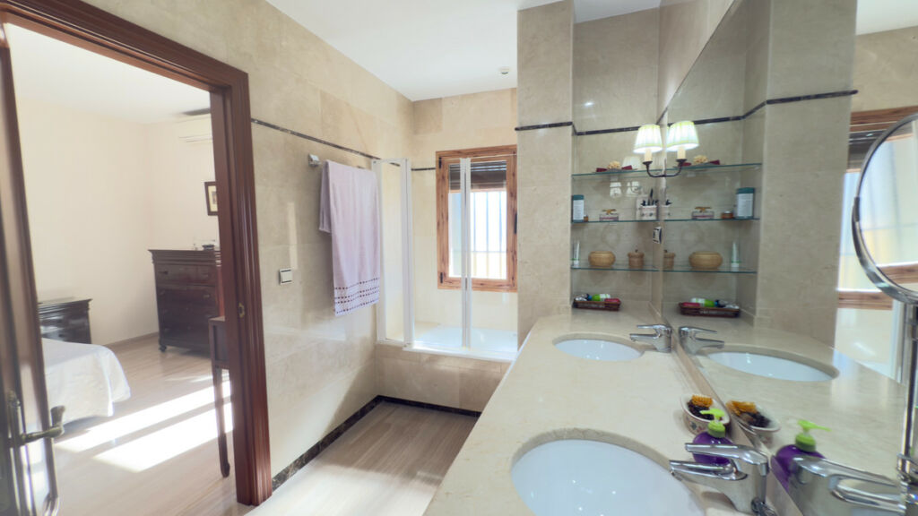 Detached Villa Antequera Málaga - image 34