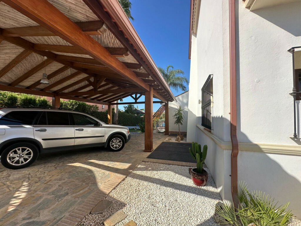 Detached Villa San Pedro de Alcántara Málaga - image 35