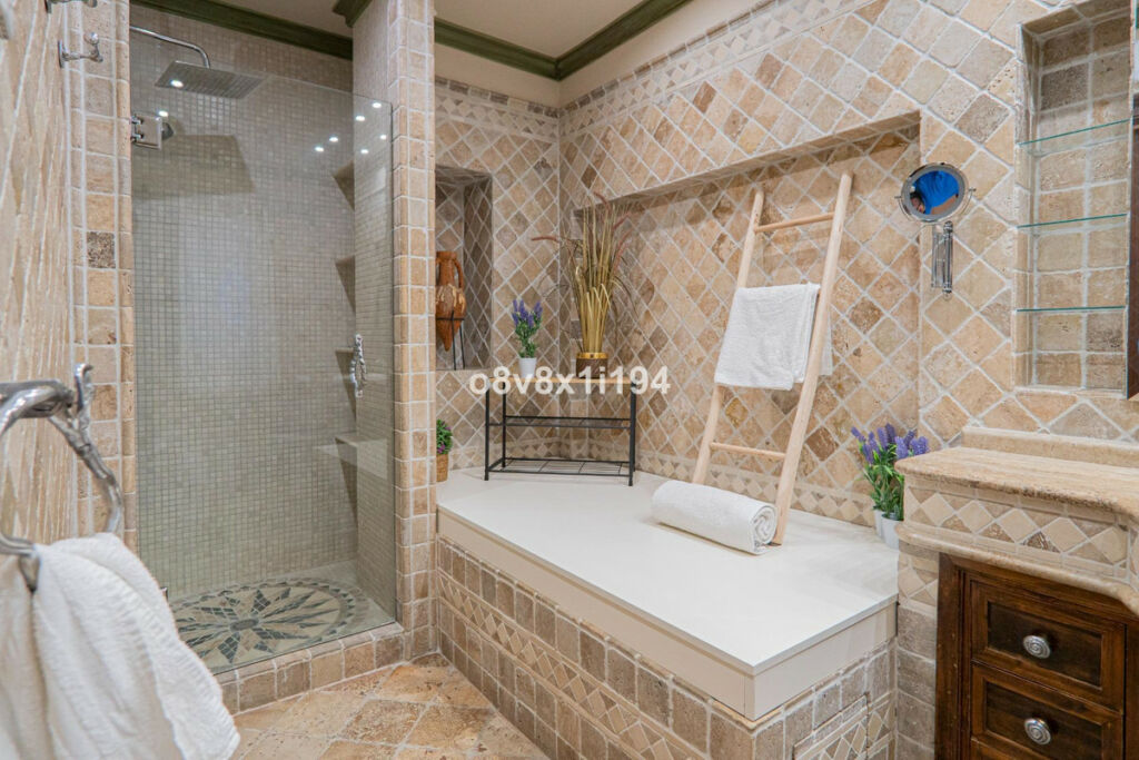 Detached Villa Fuengirola Málaga - image 35