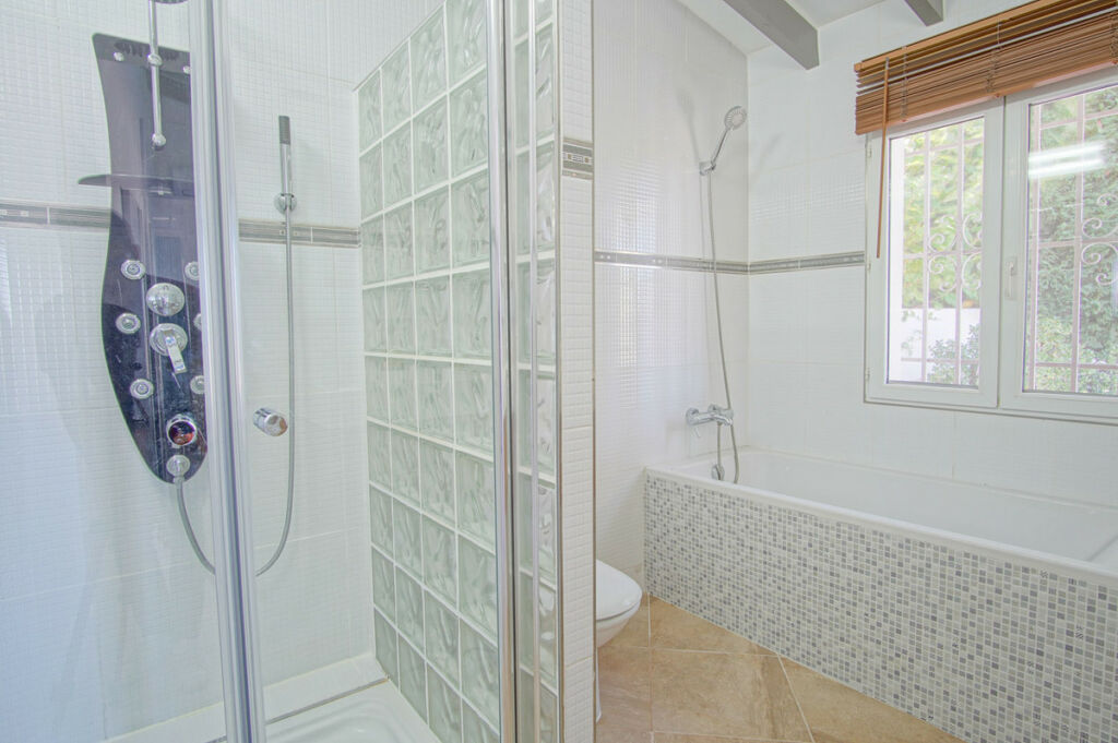Detached Villa Pego Alicante - image 35