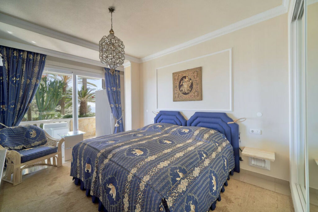 Detached Villa Hacienda Las Chapas Málaga - image 35
