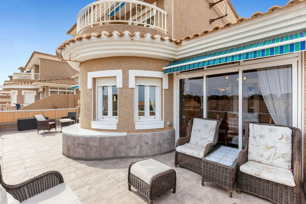 Detached Villa Torrevieja Alicante - image 35