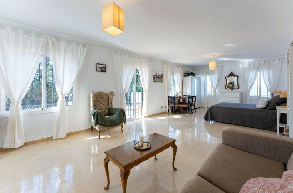 Detached Villa Alhaurín el Grande Málaga - image 35