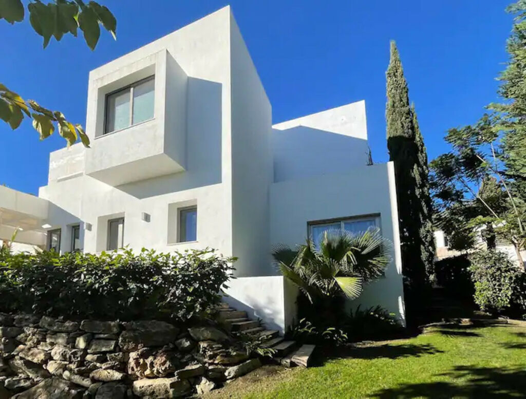 Detached Villa Benahavís Málaga - image 36