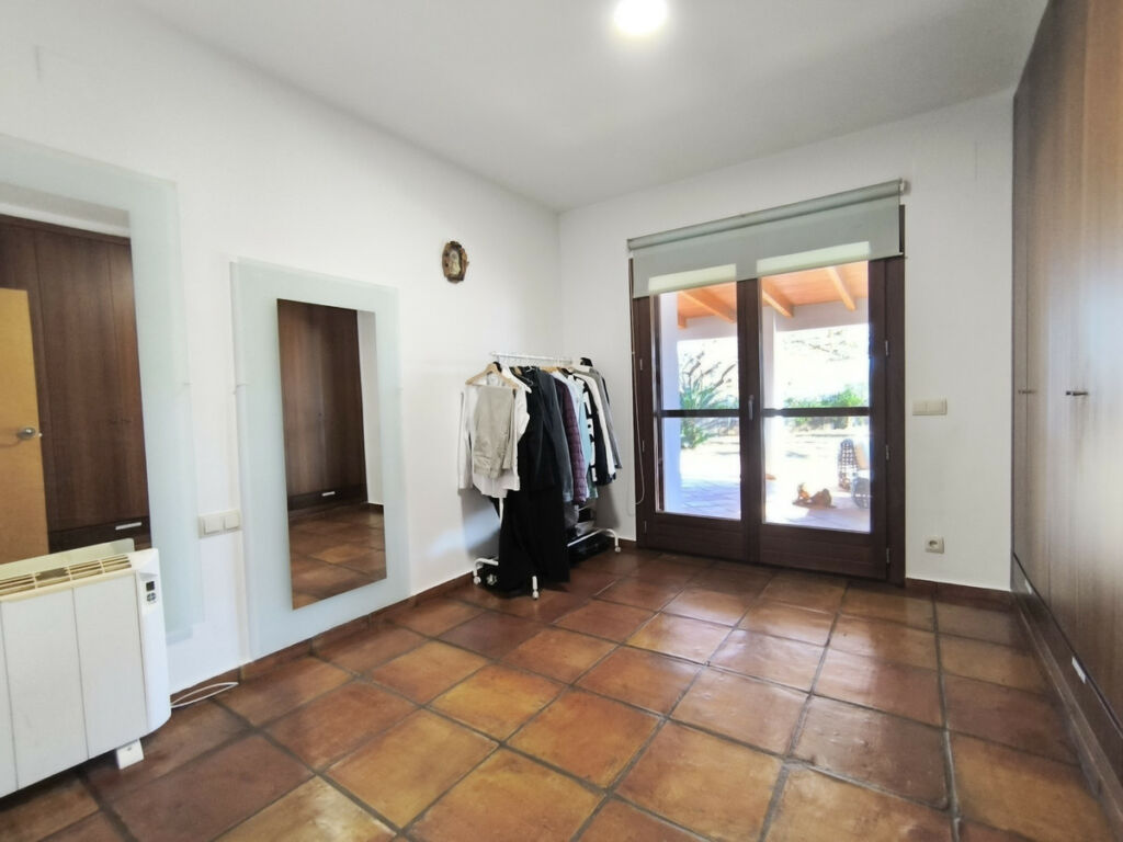 Detached Villa Ondara Alicante - image 37