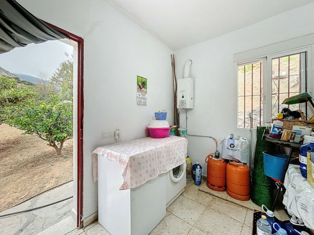 Detached Villa Alcaucín Málaga - image 37