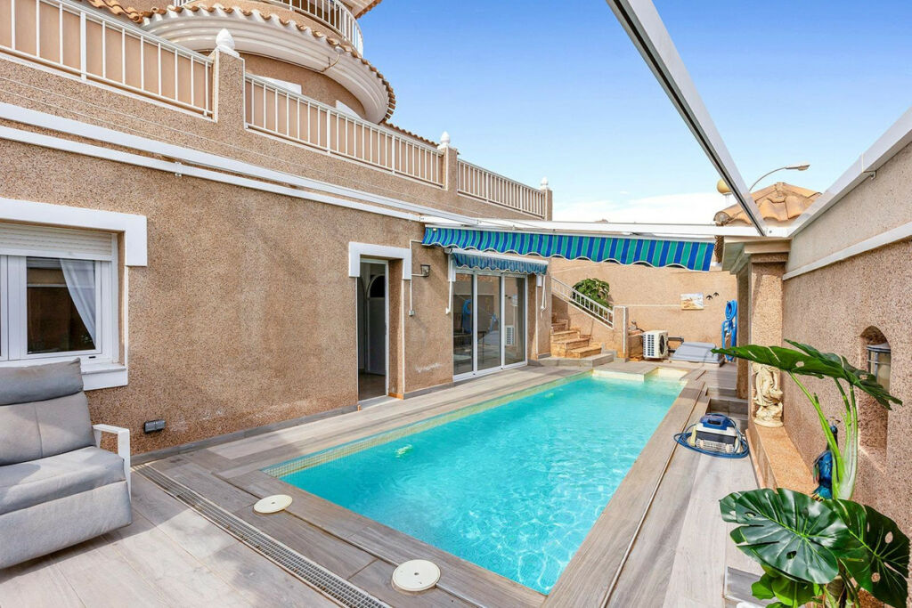 Detached Villa Torrevieja Alicante - image 37