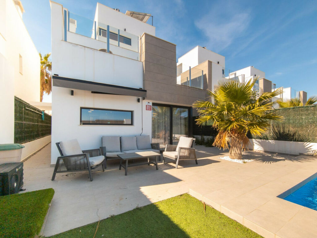 Detached Villa Guardamar del Segura Alicante - image 37