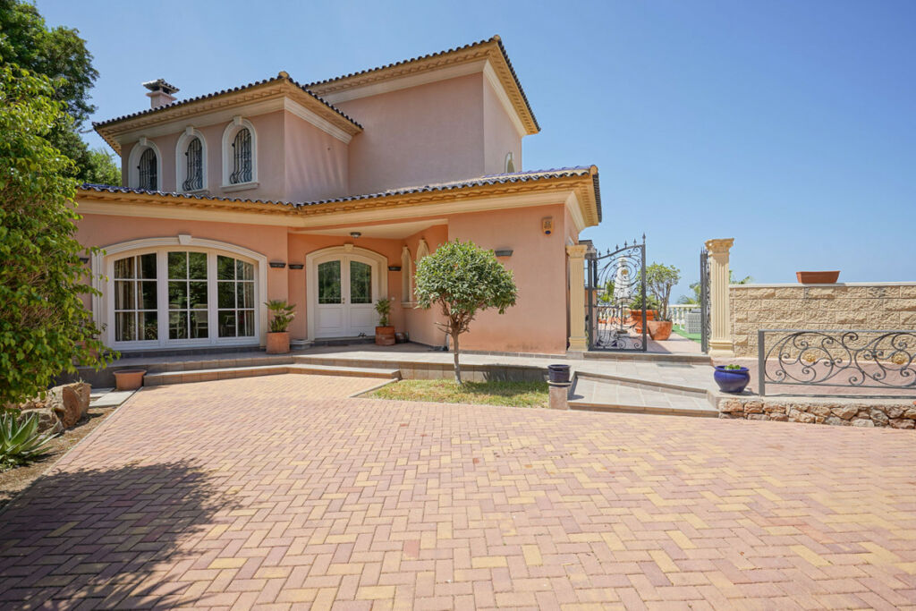 Detached Villa Sella Alicante - image 38