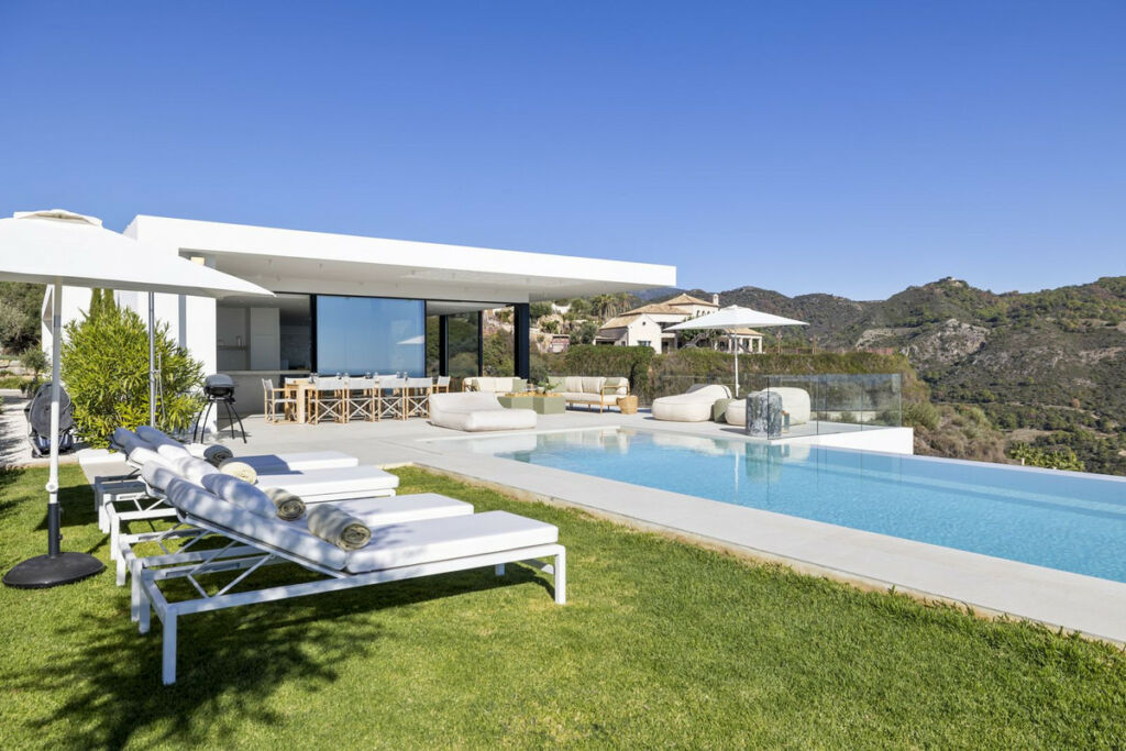 Detached Villa Benahavís Málaga - image 47
