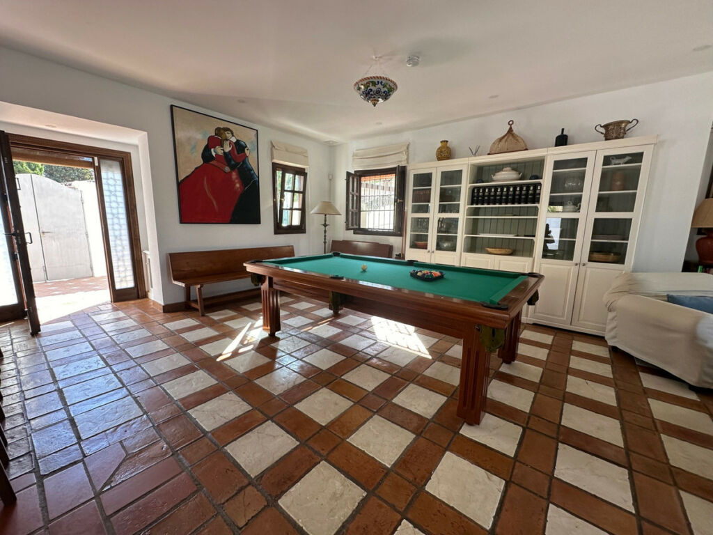 Detached Villa San Pedro de Alcántara Málaga - image 38