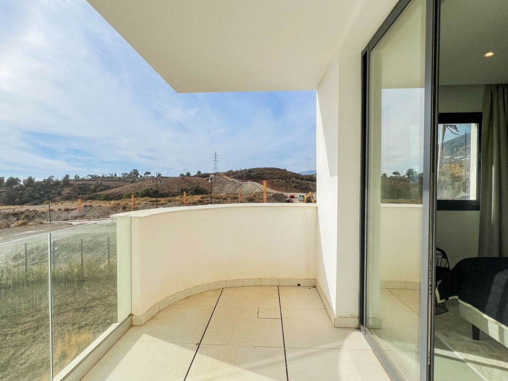 Middle Floor Apartment Higueron Málaga - image 38