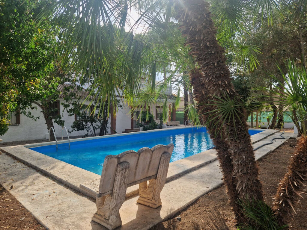 Detached Villa Orihuela Alicante - image 4