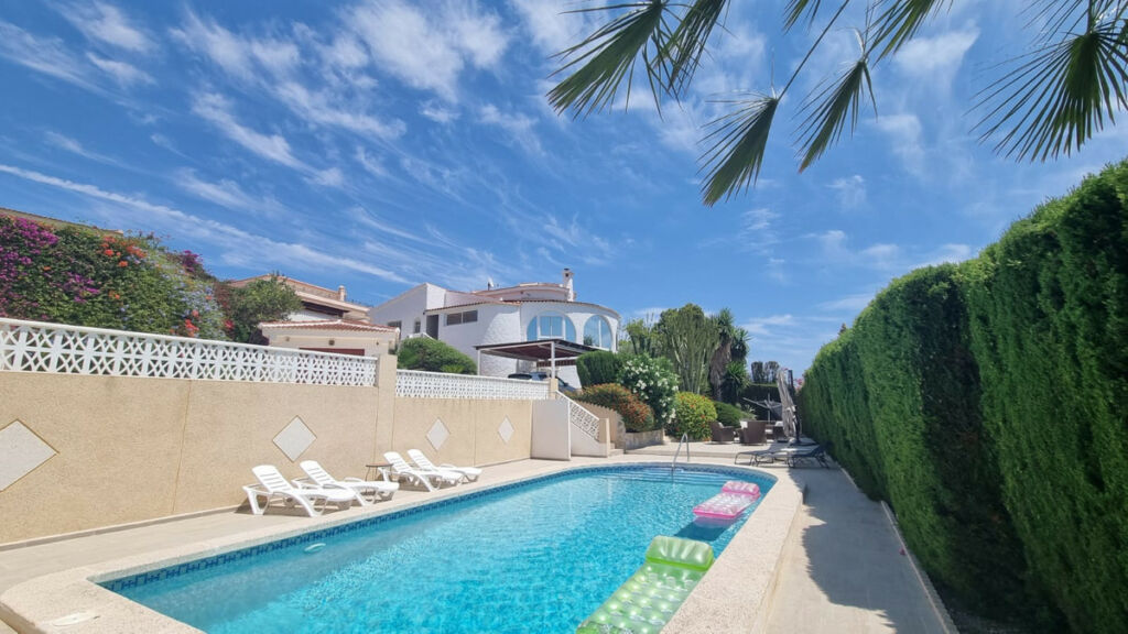 Detached Villa Rojales Alicante - image 4