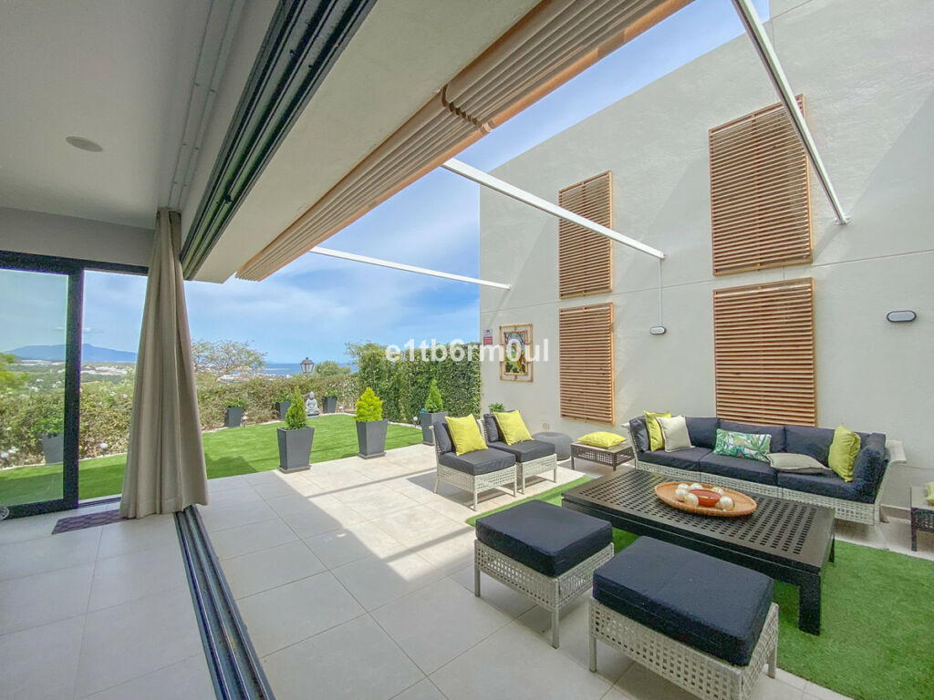Detached Villa Casares Playa Málaga - image 4