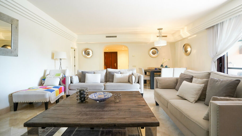 Penthouse Puerto Banús Málaga - image 4