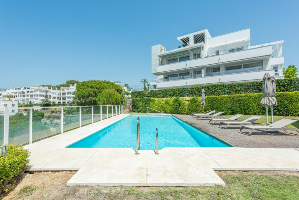 Penthouse La Quinta Málaga - image 4