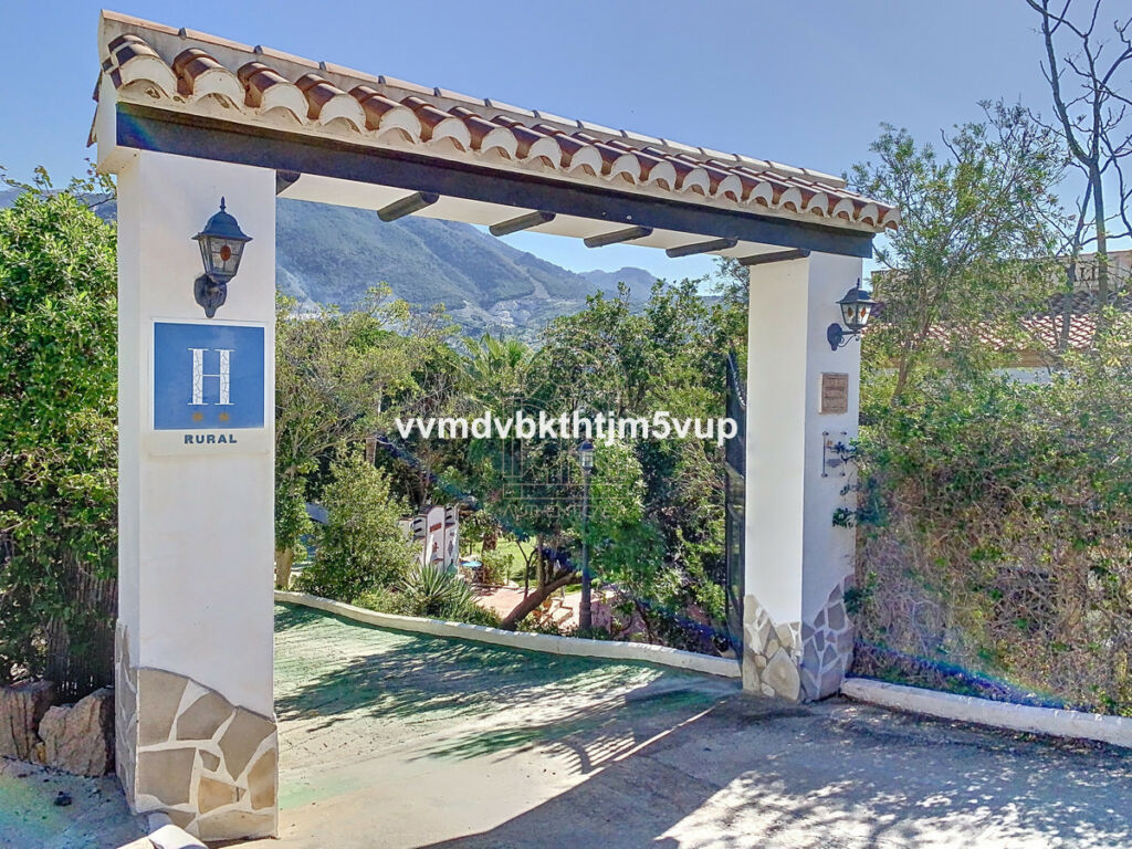 Finca - Cortijo Alcaucín Málaga - image 4