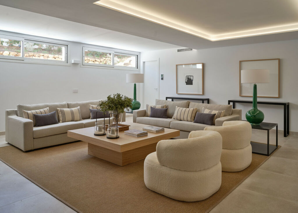 Detached Villa Marbella Málaga - image 4