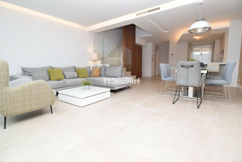 Townhouse La Cala Golf Málaga - image 4