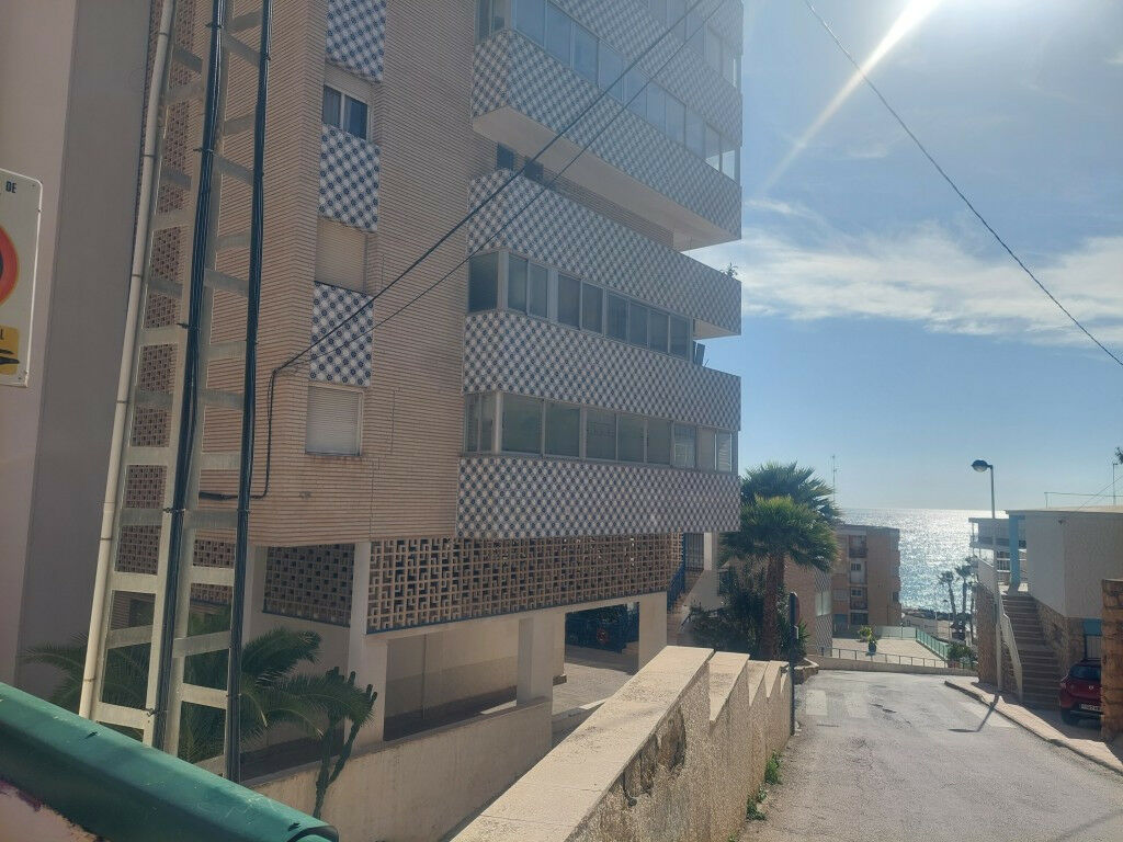 Middle Floor Apartment Finestrat Alicante - image 4