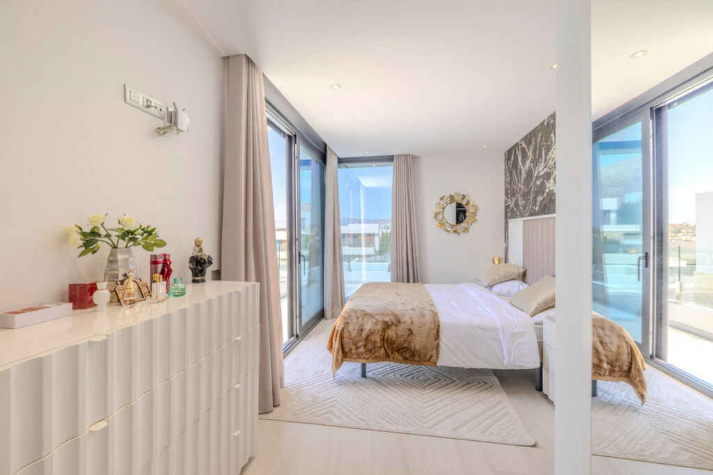 Bungalow Finestrat Alicante - image 4