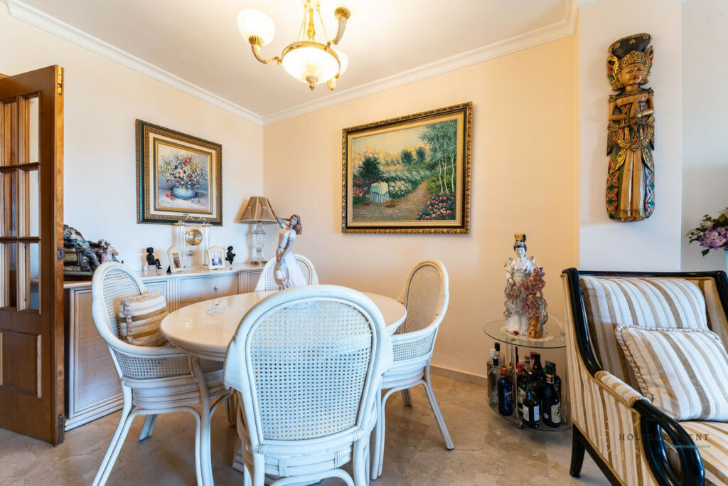 Middle Floor Apartment Torremolinos Málaga - image 4
