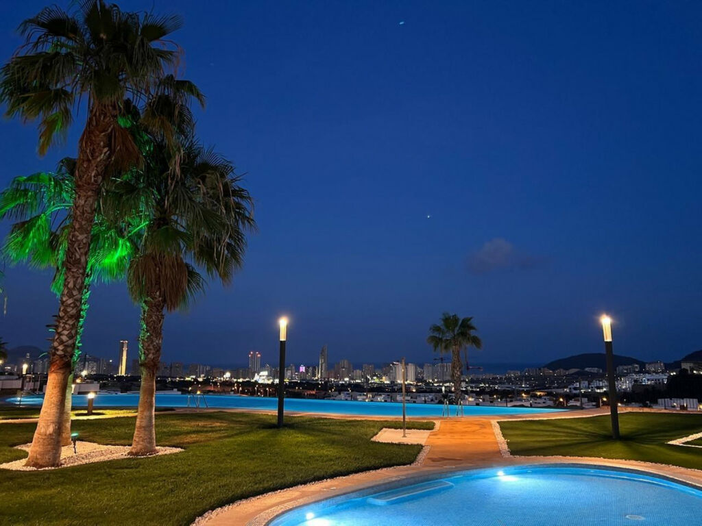 Duplex Finestrat Alicante - image 4